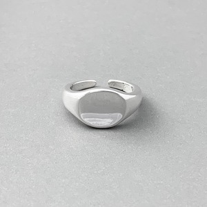 Small Round Signet Ring #004