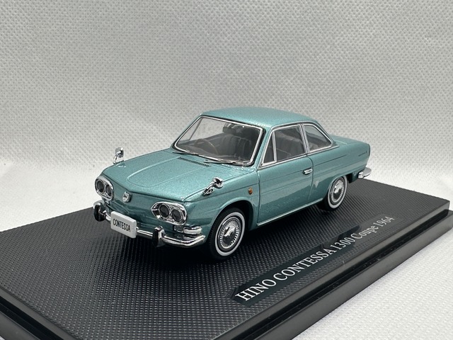 【エブロ】 1/43 日野 コンテッサ 1300 クーペ  1964 (青) 買取品