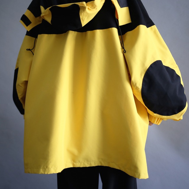 "GORE-TEX" bi-color XXL over size mountain parka