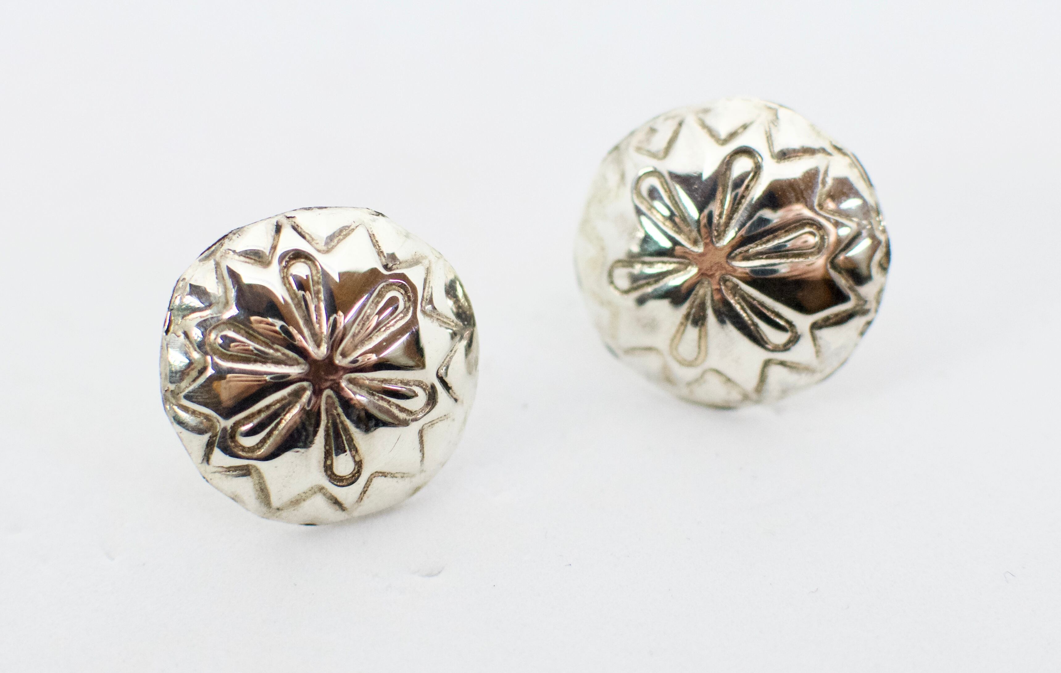 インディアンジュエリー　コンチョピアス インディアンジュエリー コンチョ ピアス 人気 ナバホ シンプル