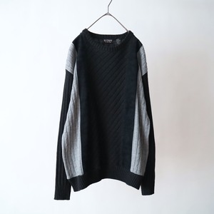 monochrome color switching design knit sweater