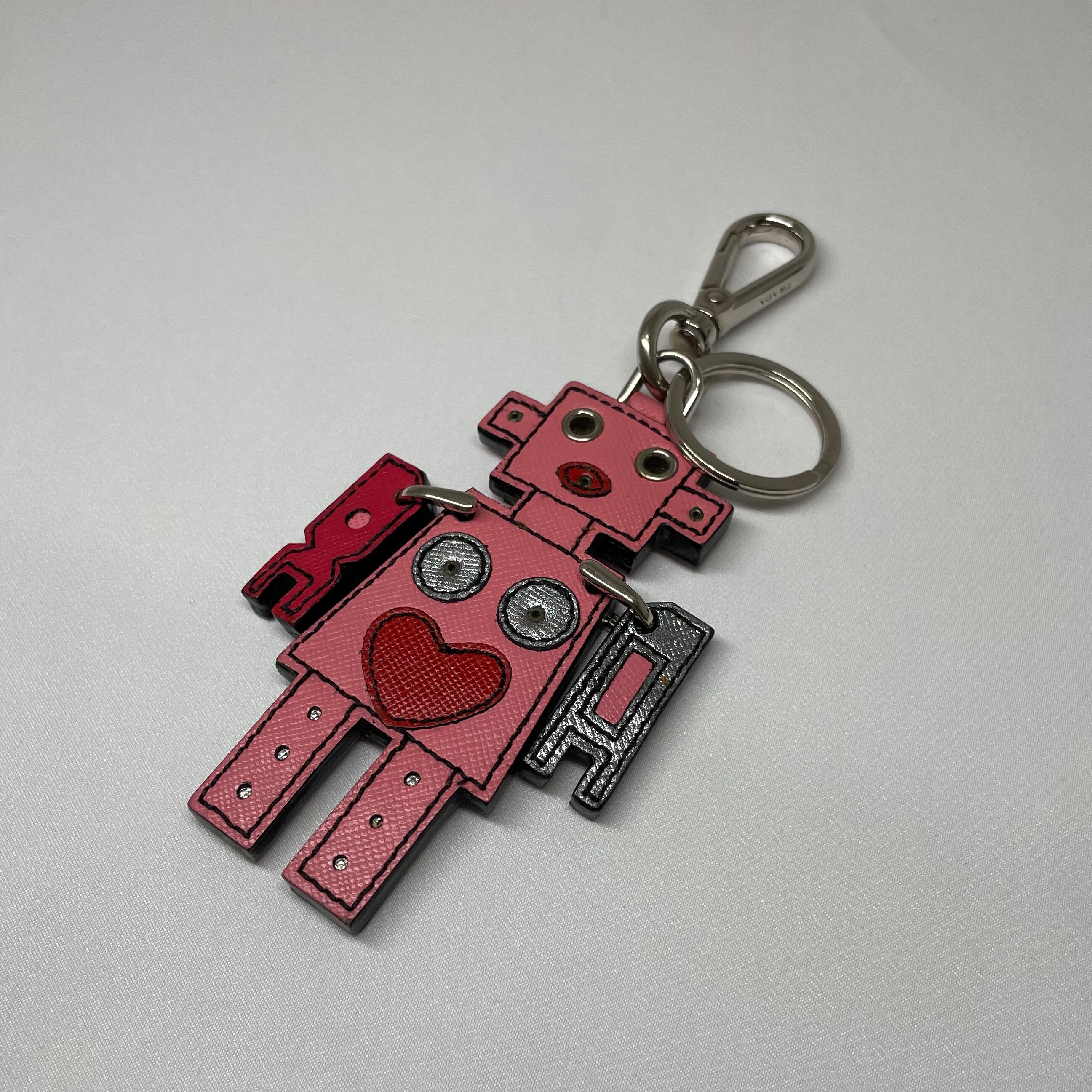 PRADAプラダのロボットキーホルダー グレー サフィアーノレザー 