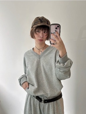 【26AW | WOMEN】OPEN YY オープン ワイワイ/ スウェット / SLOUCHY Y-NECK SWEATSHIRT. YY263TS011