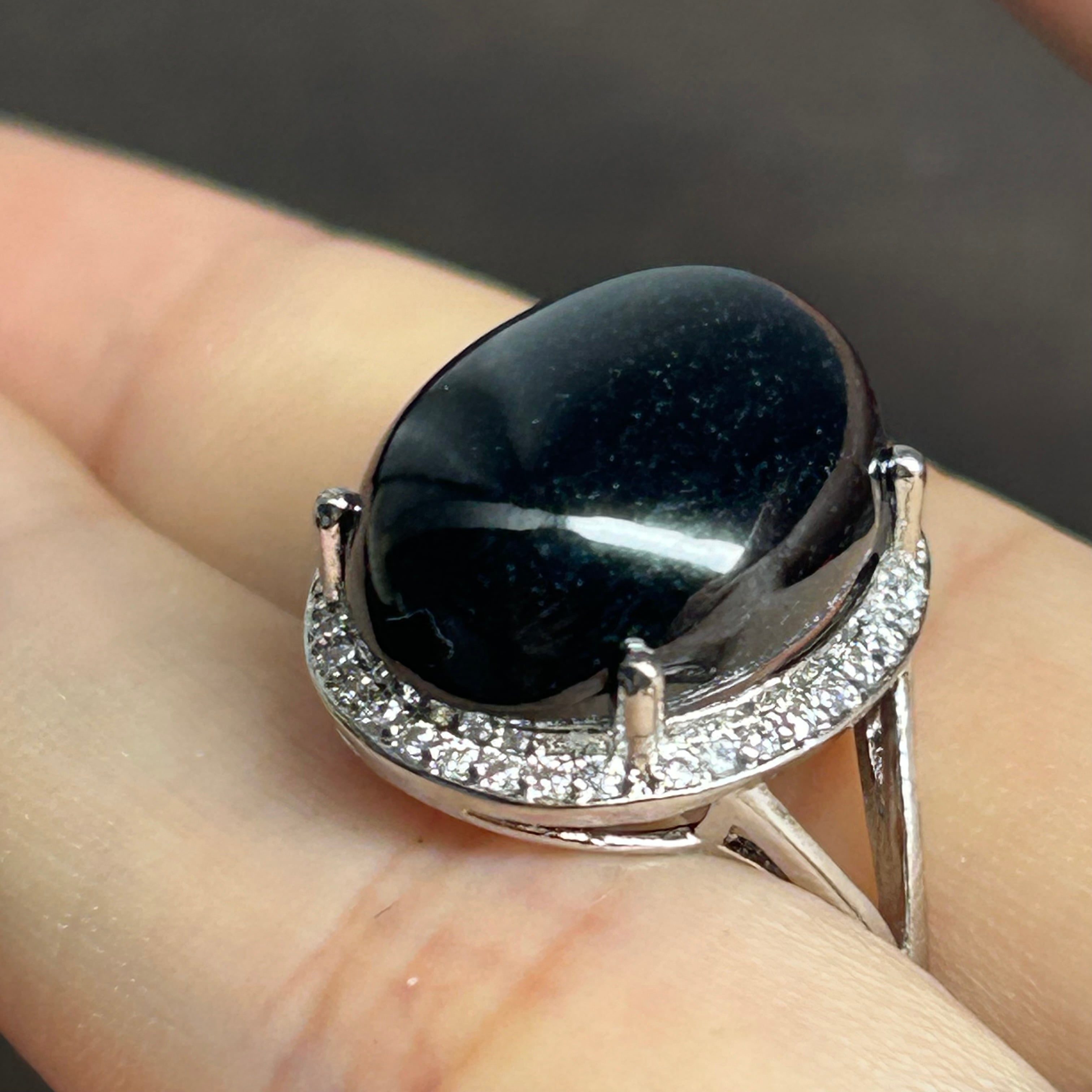 本翡翠指輪 リング ミャンマー産 黒翡翠 魔除け お守り | FARBE