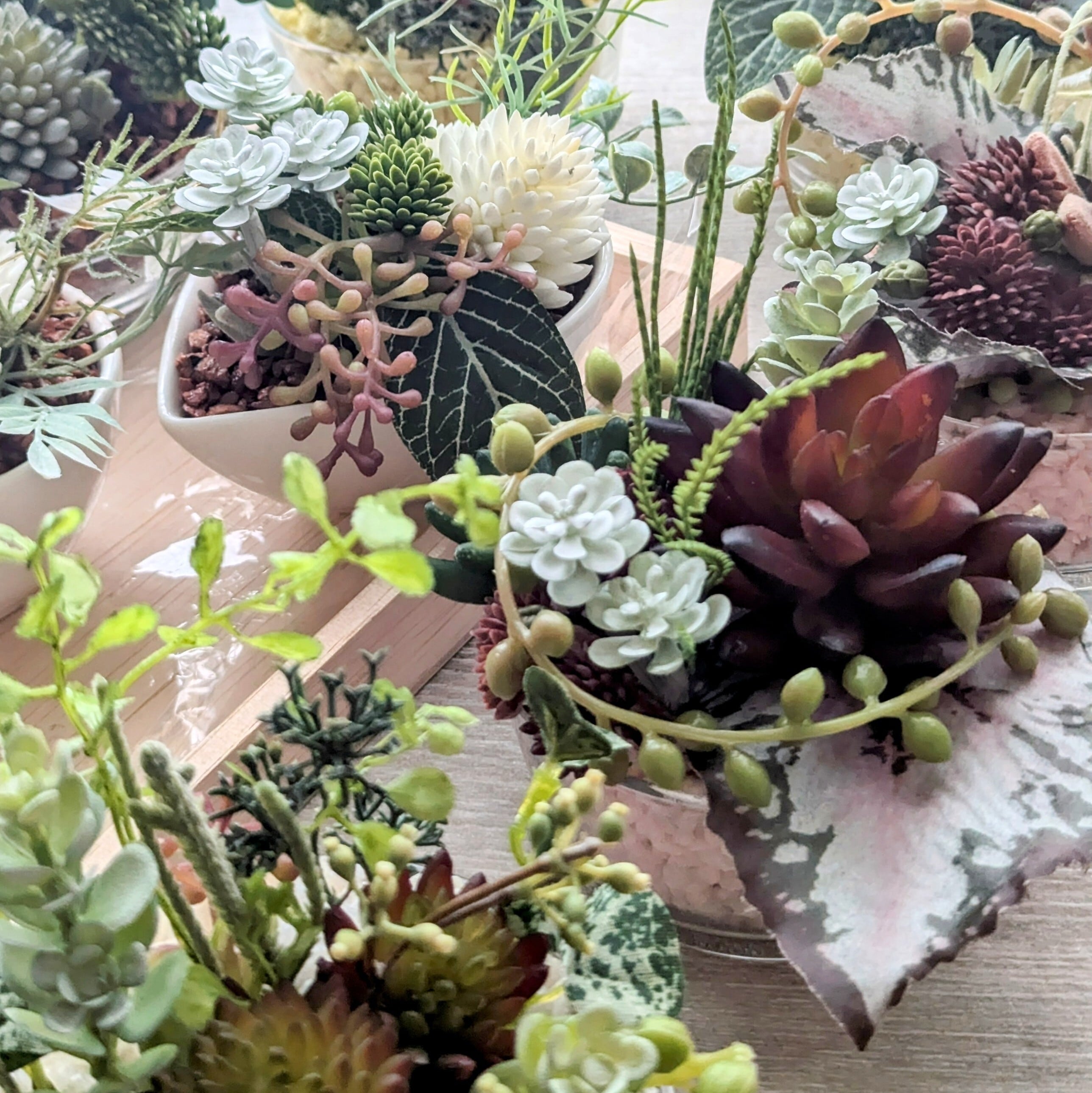 多肉植物＆グリーンアレンジメント ティアドロップボウル 寄せ植え風