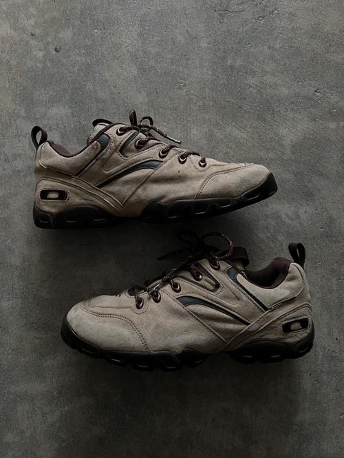 "OAKLEY"  sneaker