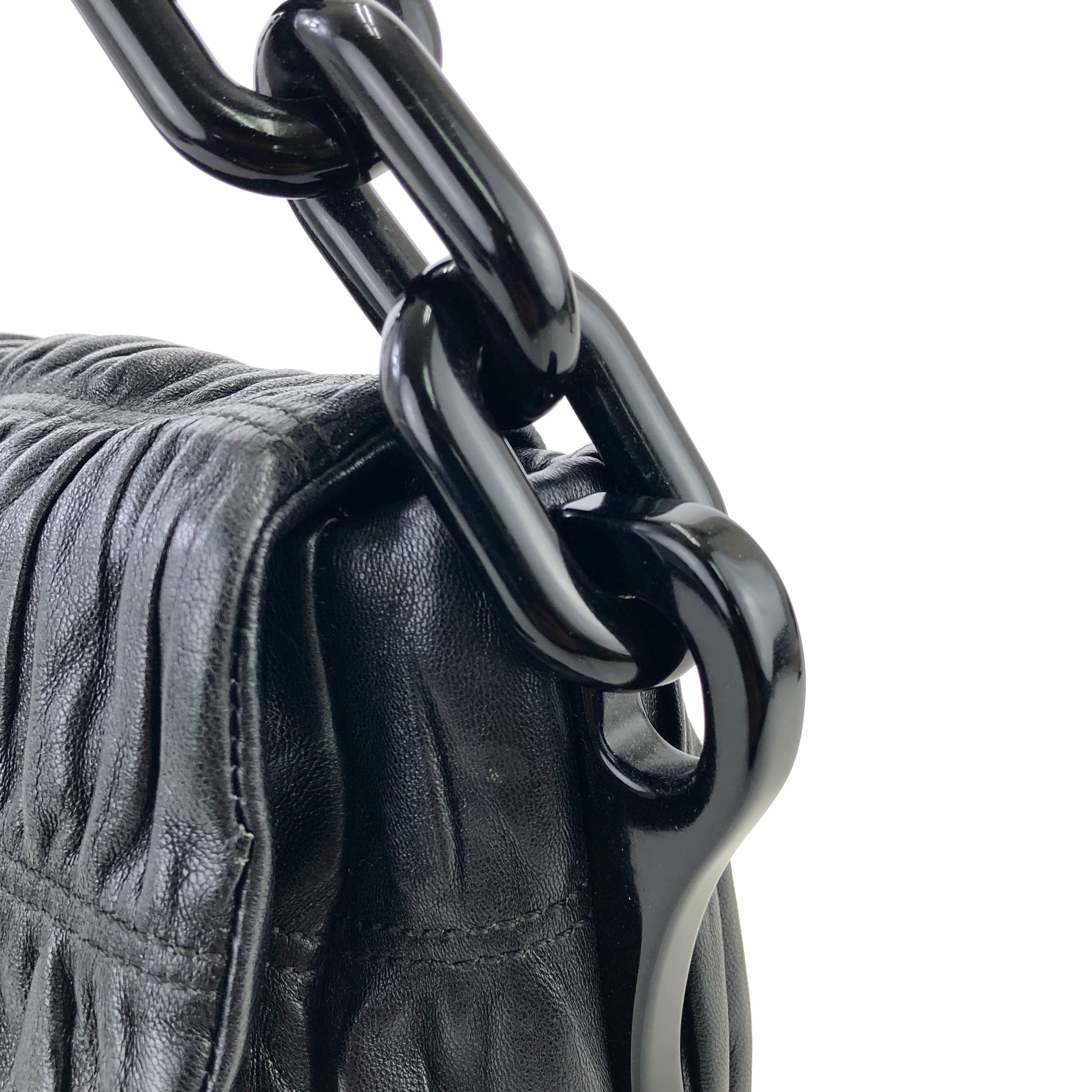 PRADA プラダ ロゴ レザー プラチェーン フロントロック ショルダー