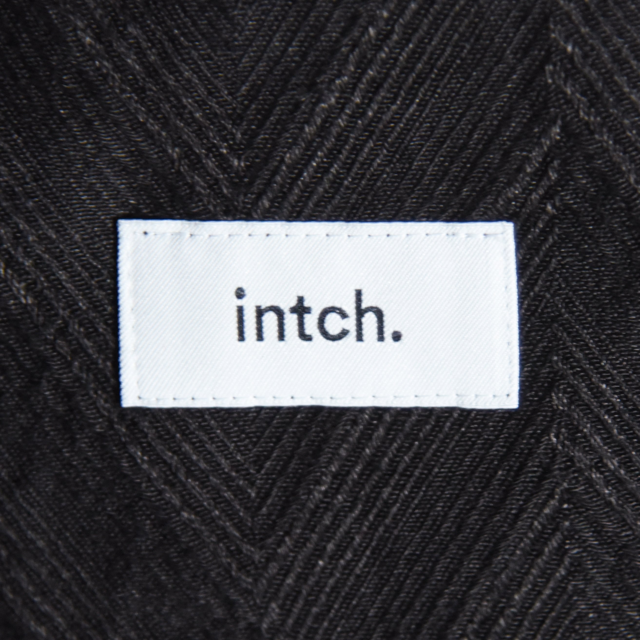 intch.】