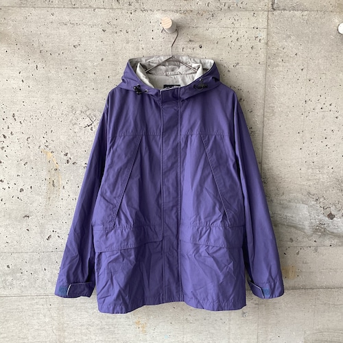 OLD UNIQLO lavender mountain hoodie