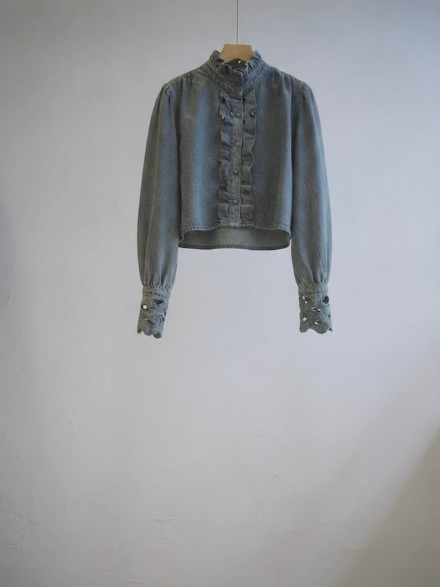 Cropped Denim Ruffle Blouse / BLUE