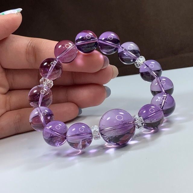 透明度抜群☆ライトカラーアメジスト・デザインブレスレット
