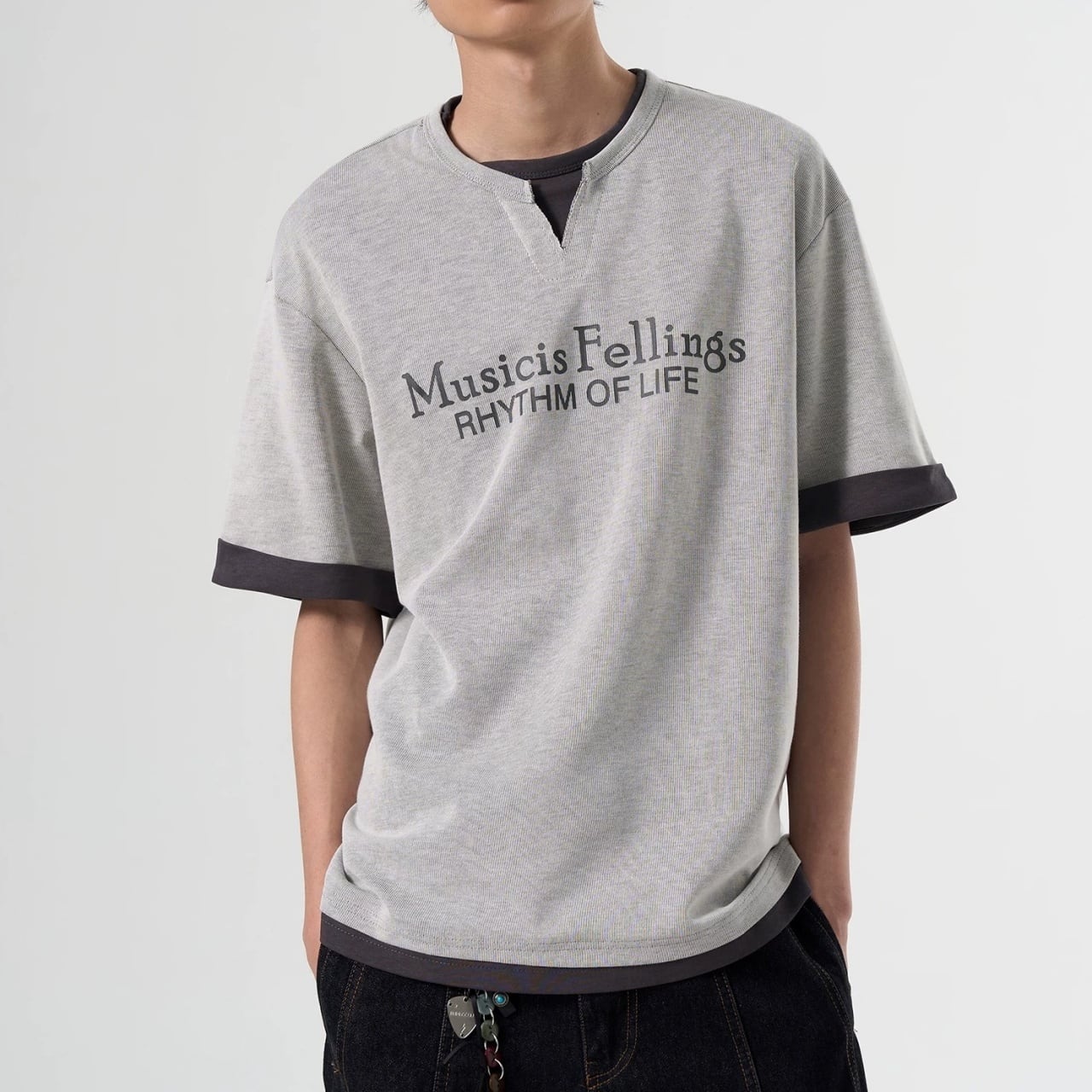 レタリングレイヤードスタイルルーズフォルムTシャツ 1col A00147