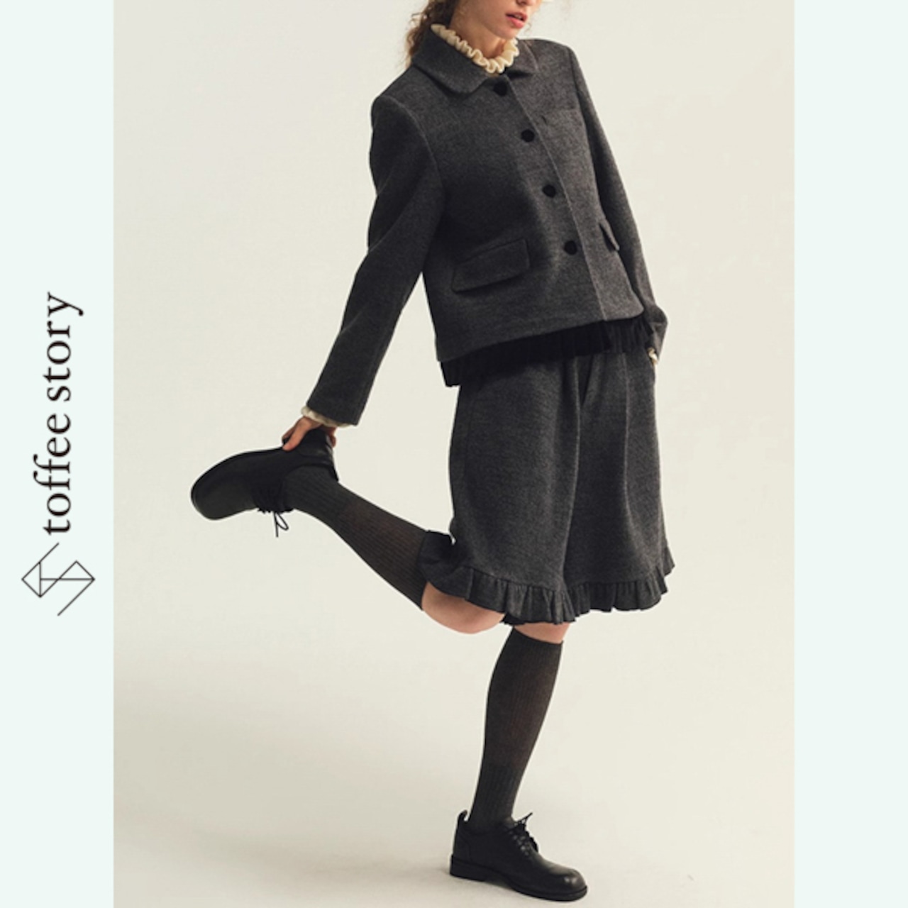 【2pattern】静寂を纏うダークグレーのセットアップ 《P0294》