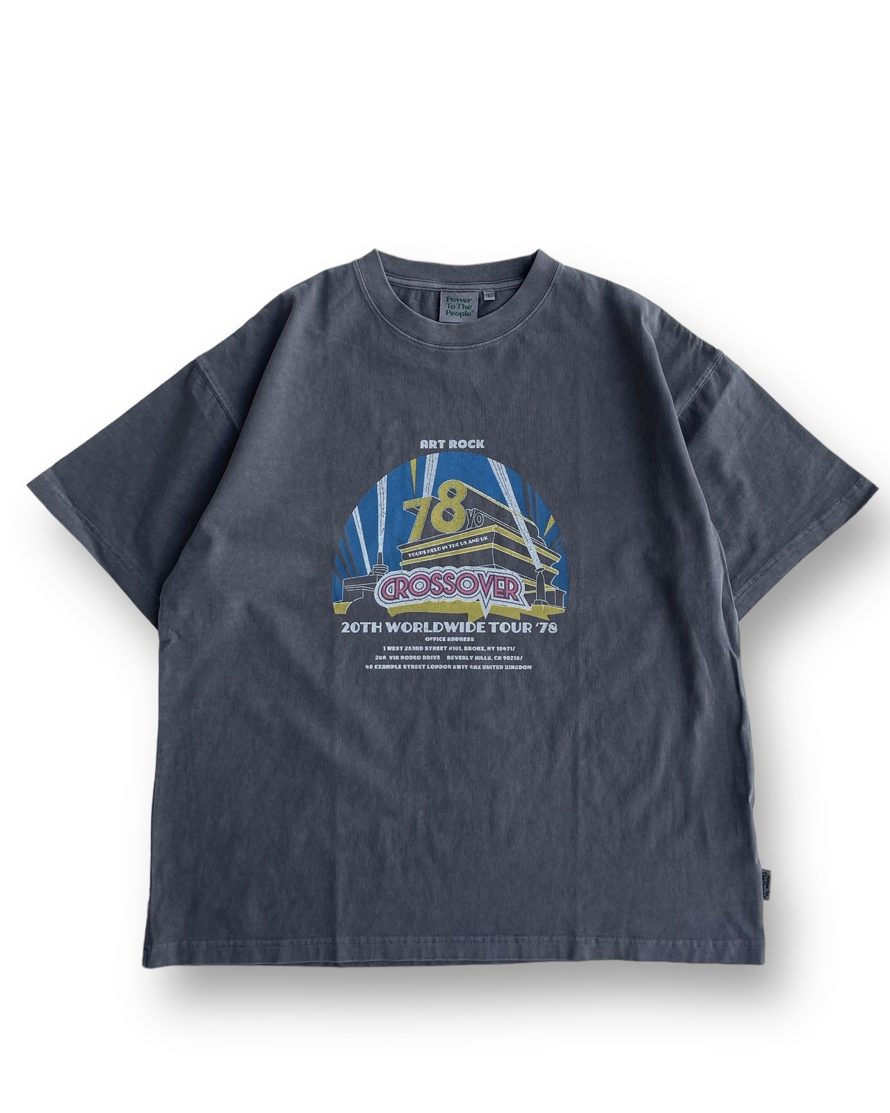 calm movie print vintage like tee <2color>