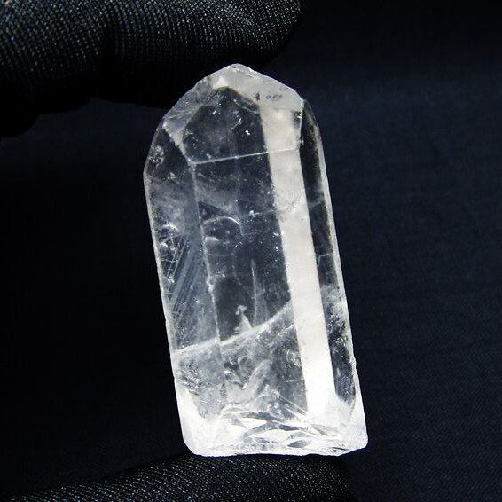 水晶 原石 アーカンソー産 一点物 171-7050