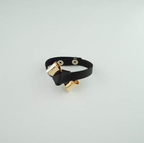 ribbon bangle Black