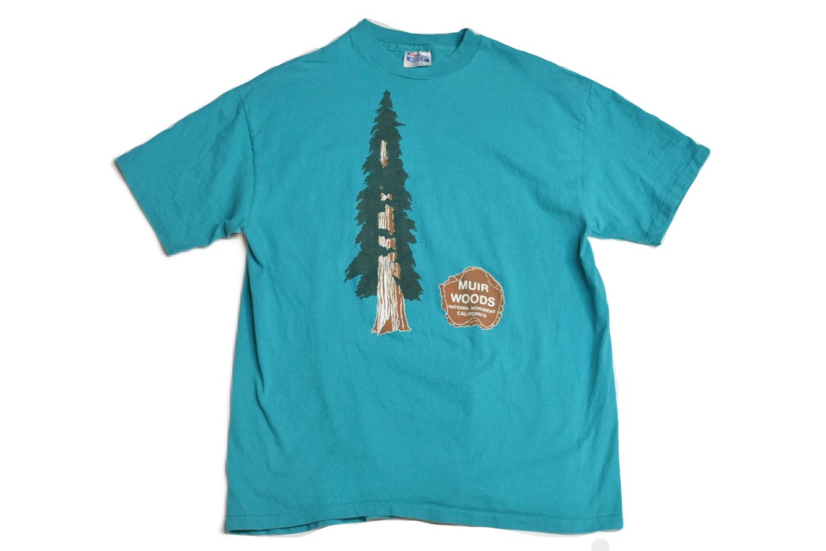 USED 80s Hanes "MUIR WOODS" Tshirt XLarge 02036 LODGE heavy&duty outdoor equipment store