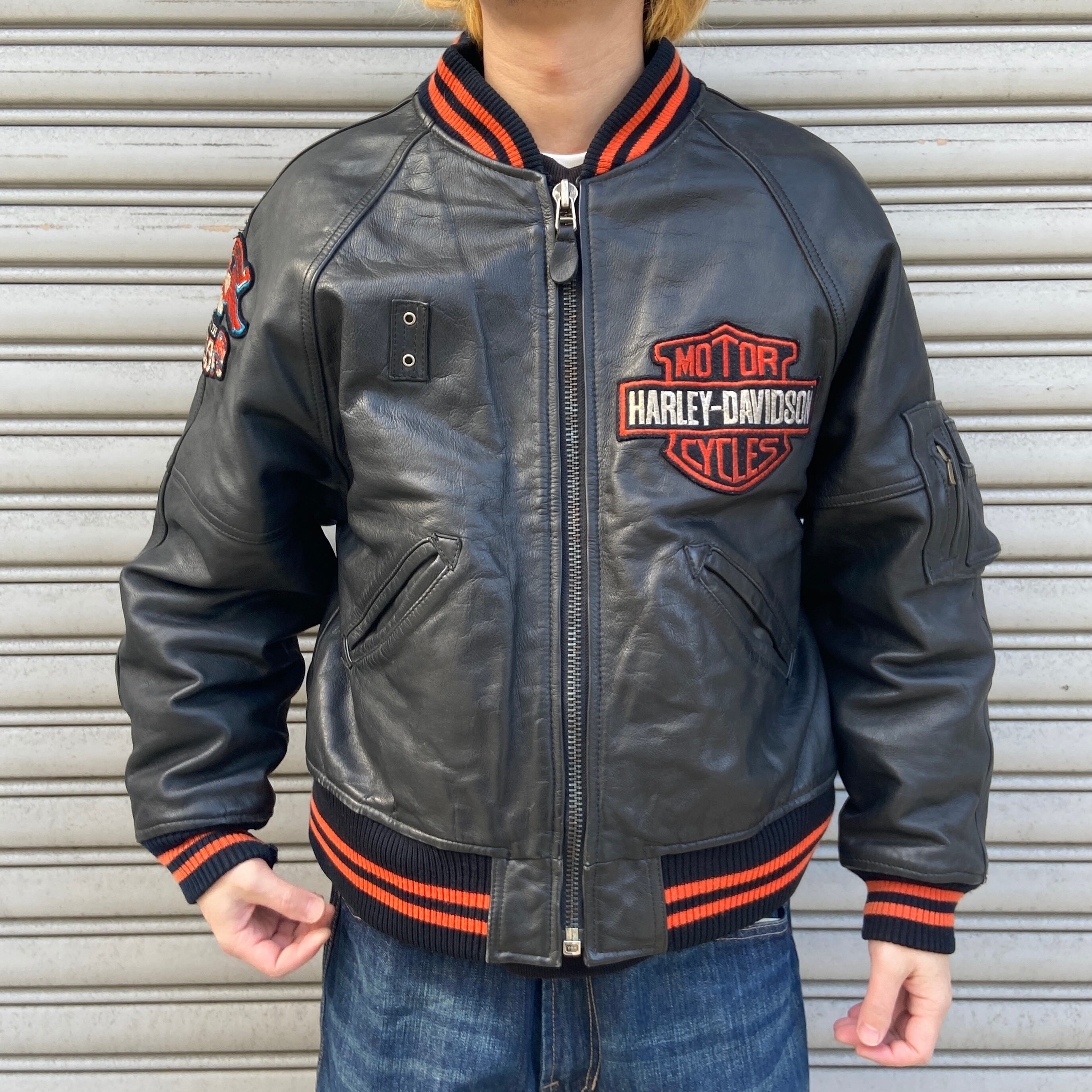 黒と赤 Harley-Davidson 濃 レザージャケット