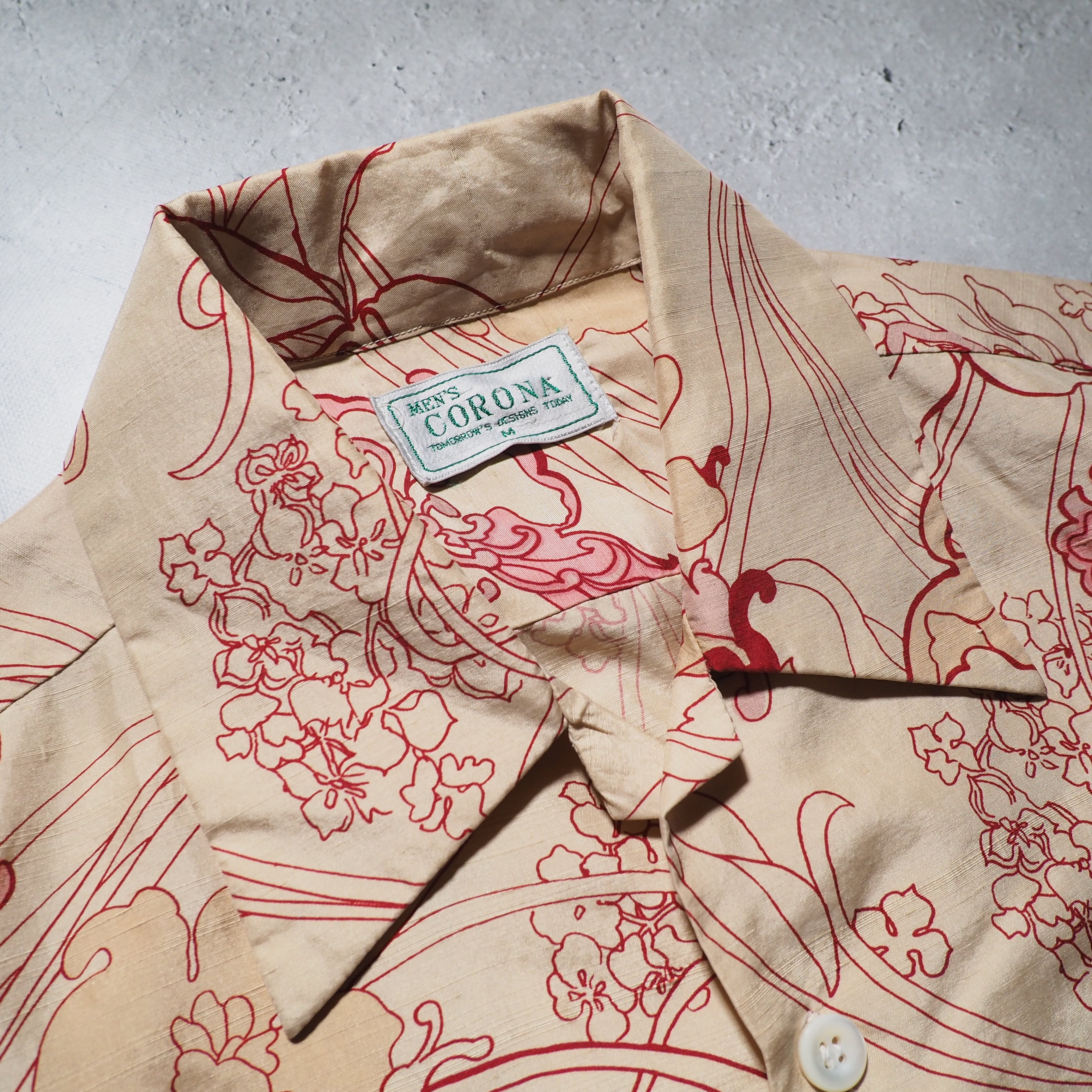 1990s Beautiful flower pattern vintage open collar SS silk shirt