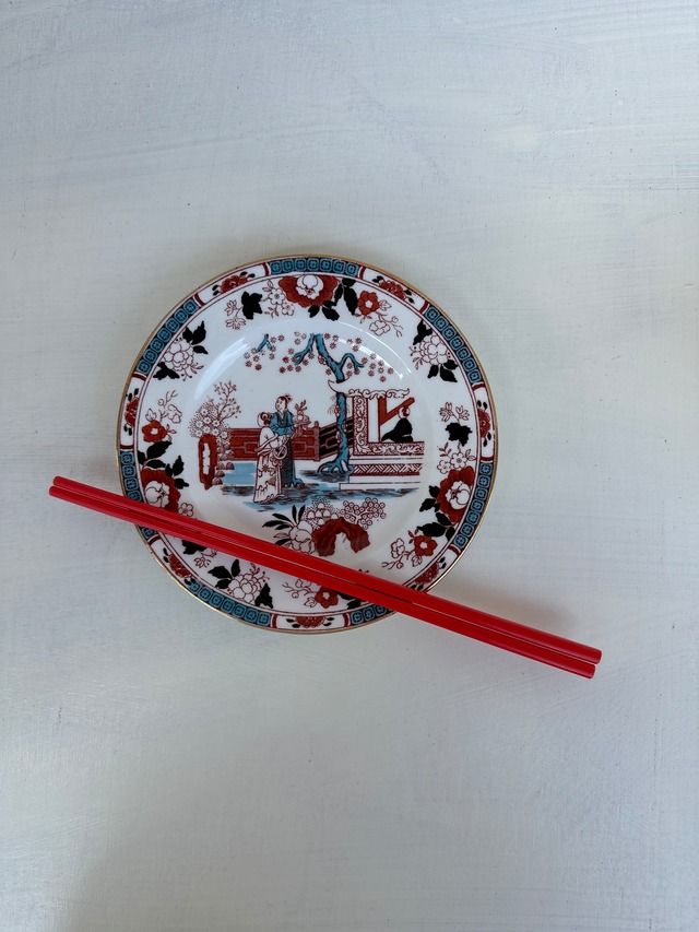Vintage China 丸い磁器プレート