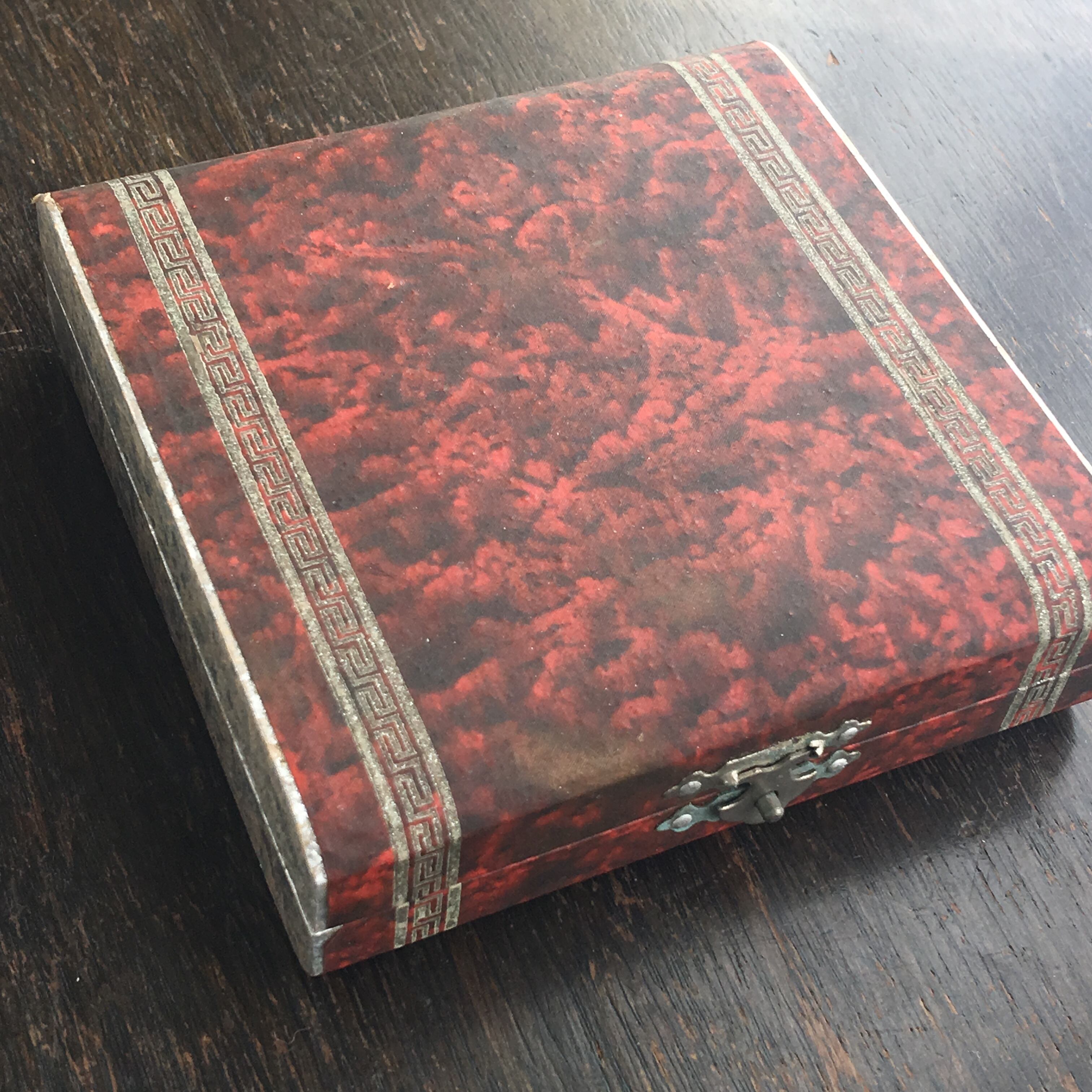 未使用品　鎌倉彫　飾り板　菊　アンティーク　昭和レトロ d75e721aca4a05c121bded4a508127