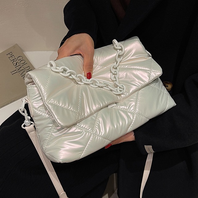 オータムウィンターチェーン シングル 秋物 冬物 メッセンジャーバッグ Tiancai_Wing_Bag78384570250