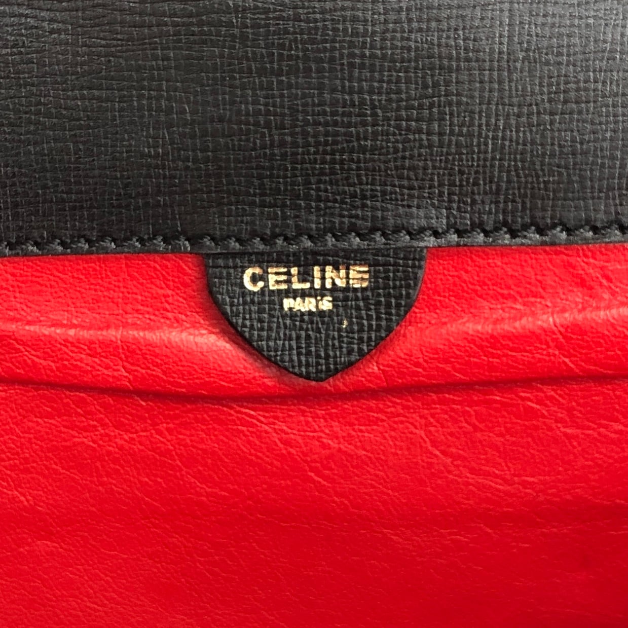 CELINE セリーヌ ショルダーバッグ ブラック ガンチーニ レザー A4