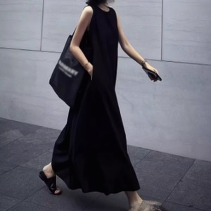 Back neck switch simple A-line onepiece　000457