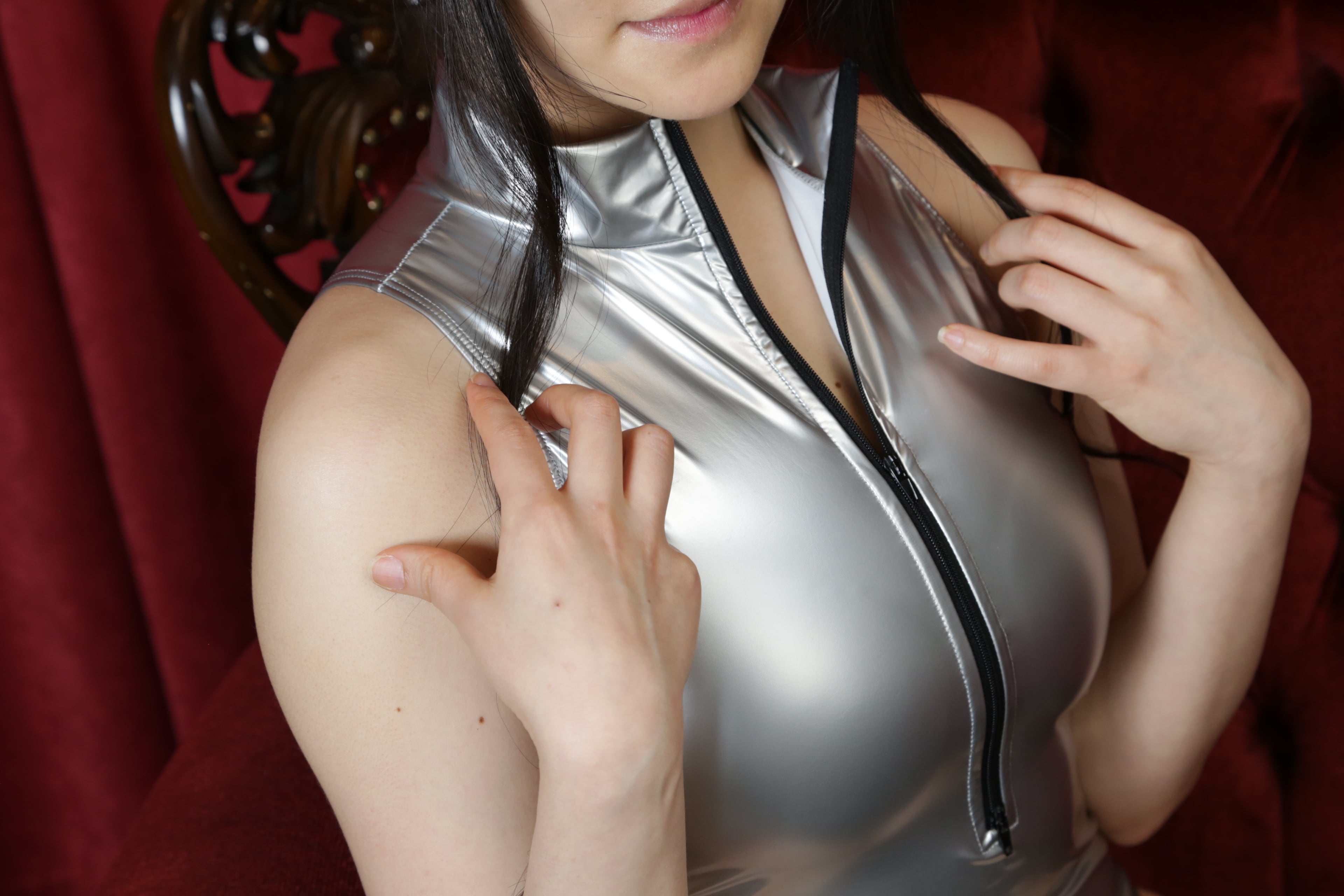 IM109:LEOHEXのフロントジッパー 高級撮影水着 レオタード