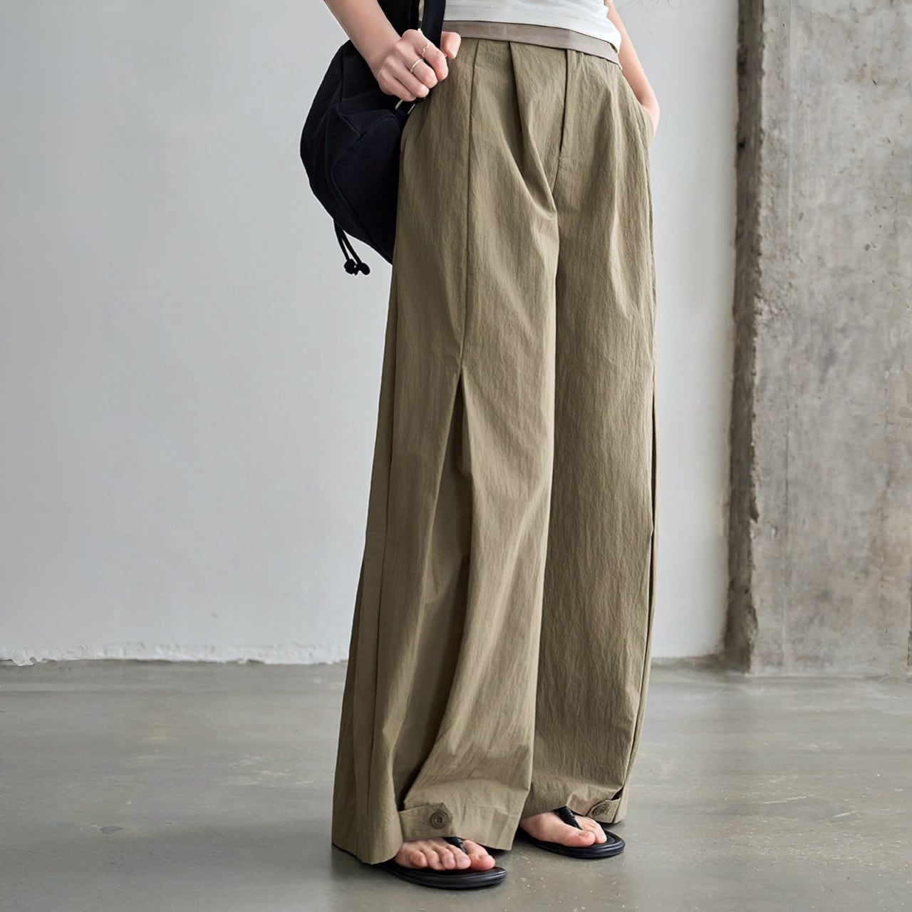 ダブルタックボタンタブワイドモップパンツ A02143