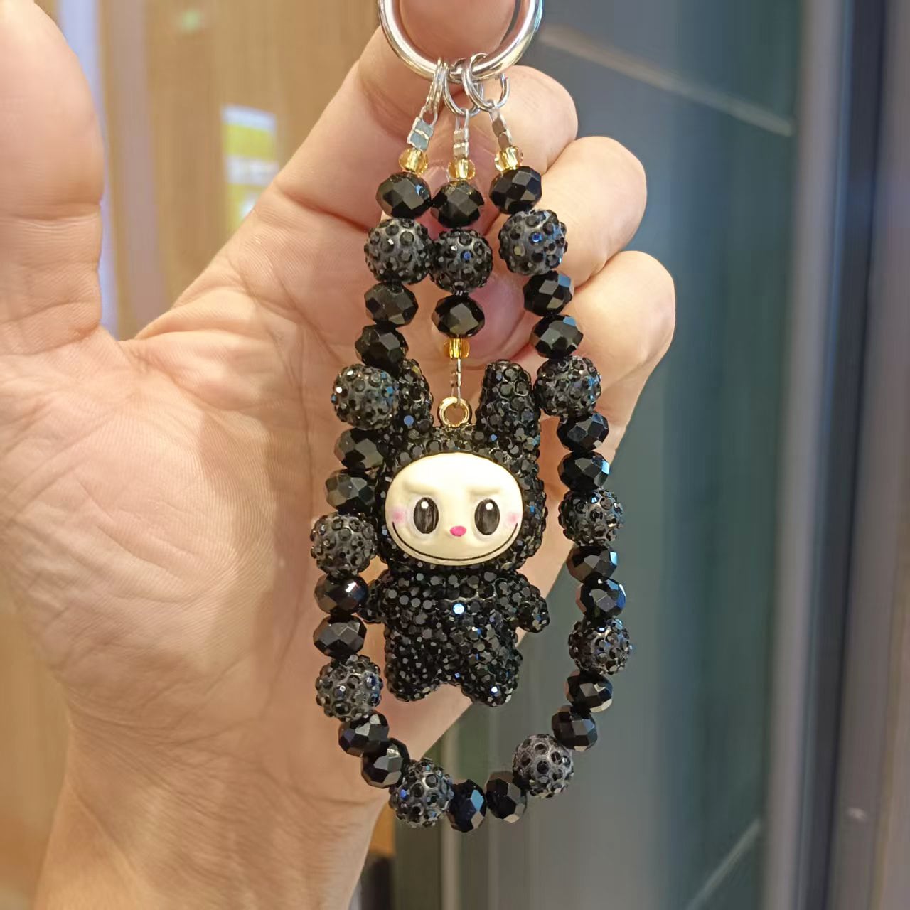 究極の輝き✨Labubu クリスタル キーホルダー 高級感あるキラキラ