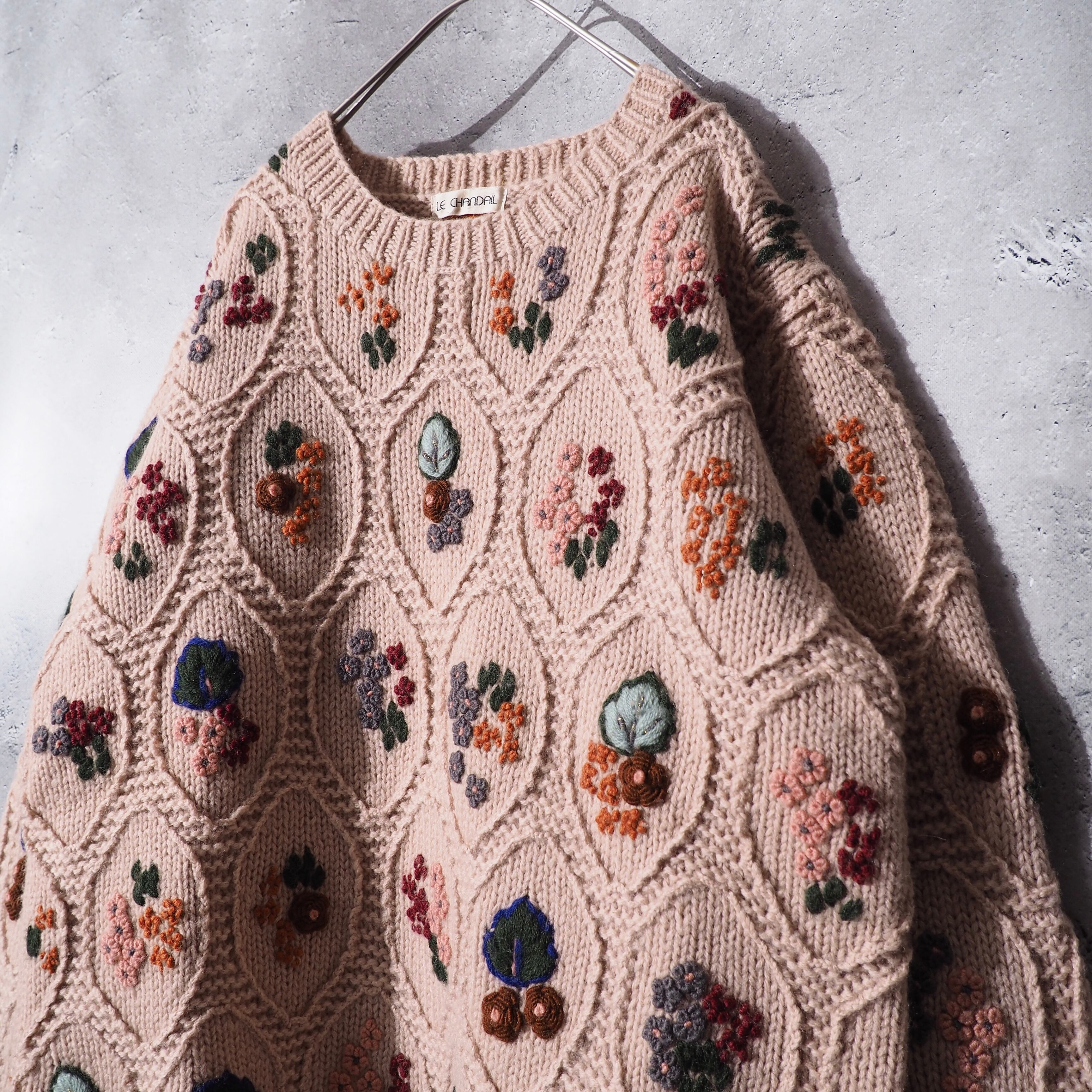 1990s Cherry Blossom Beautiful Flower Embbossed vintage wool Knit
