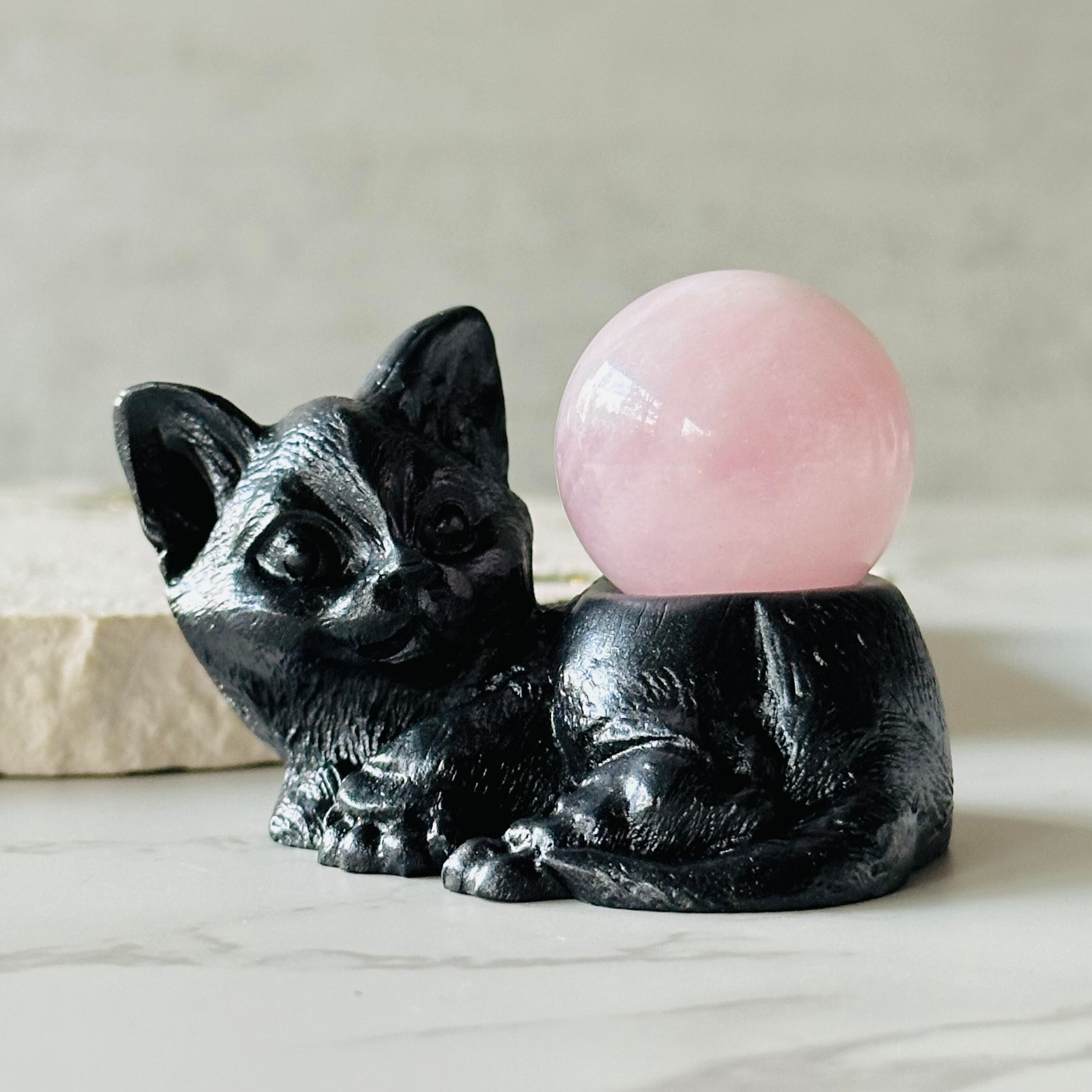 猫の台座（ホワイト／ブラック） | Mt.Sophia 天然石屋さん／マウント