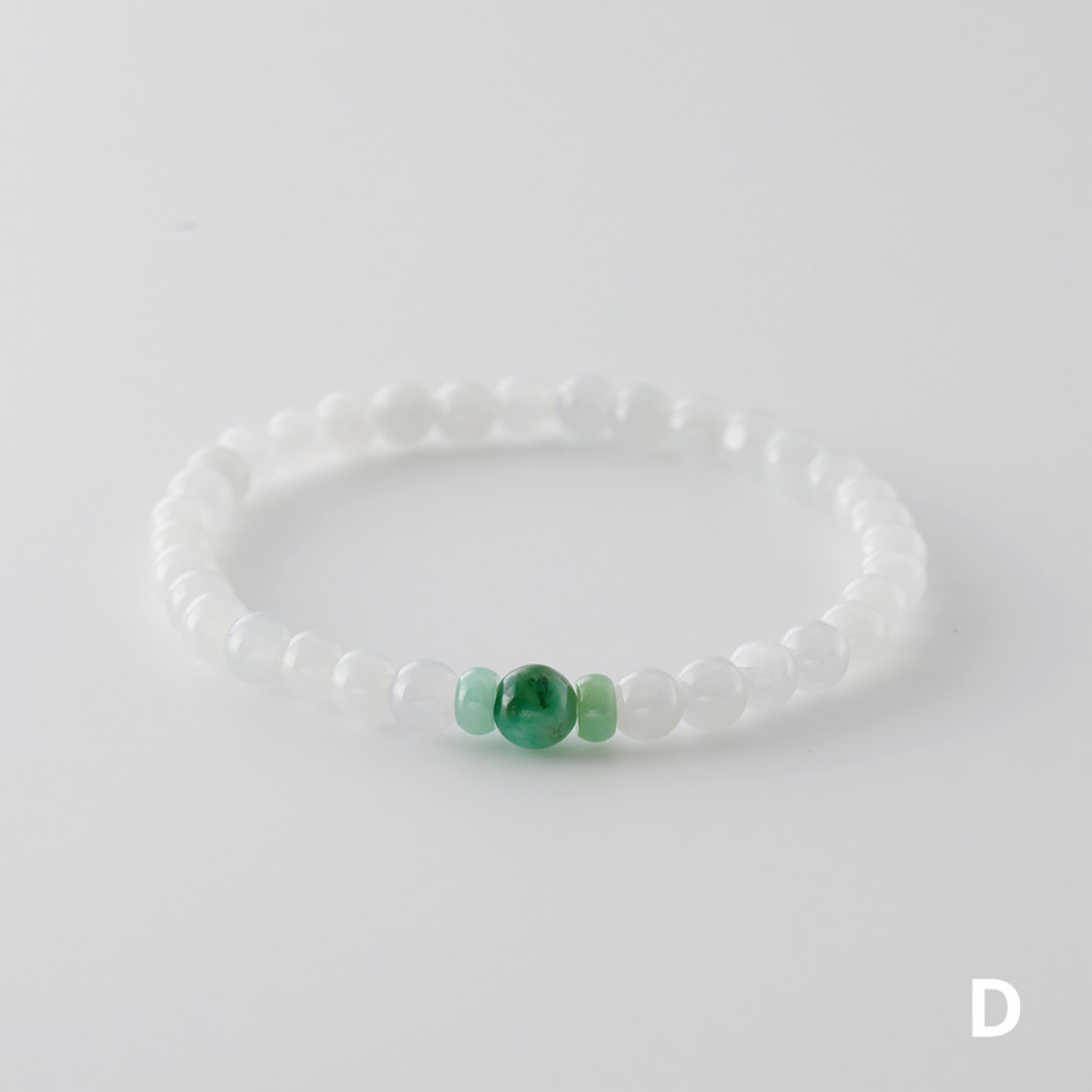 即完売の人気アイテムブレスレット 氷翡翠にポイントグリーンが新しい アイスジェイド,ワンポイントグリーンブレスレット A貨翡翠 jd_br1057