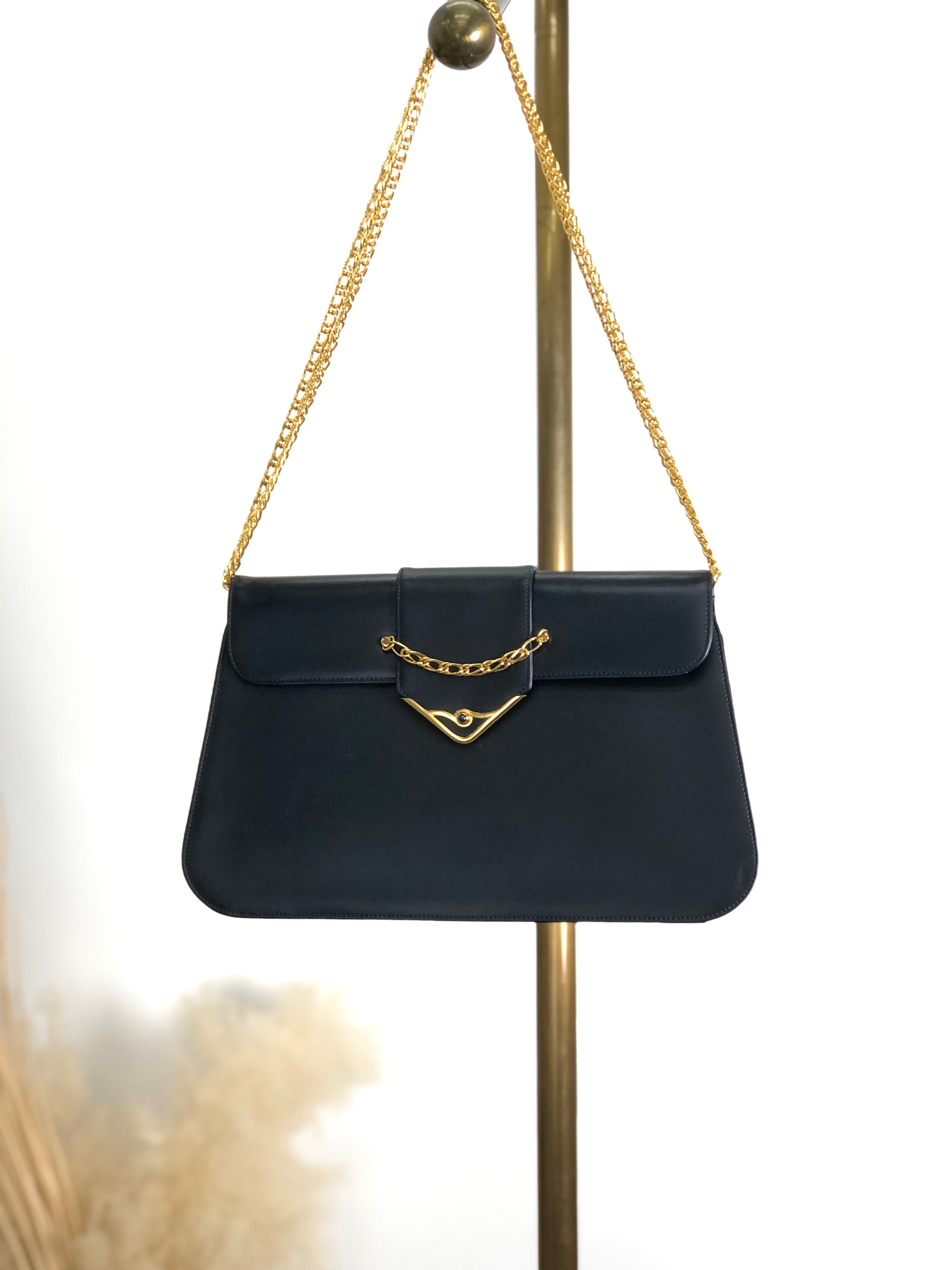 美品】cartier カルティエ レザー チェーン ショルダー クラッチ 美品】cartier カルティエ レザー チェーン ショルダー クラッチ