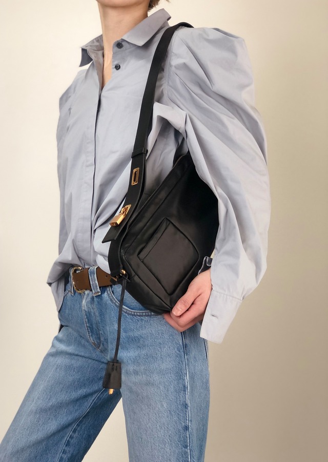 PRADA プラダ ショルダーバッグ ブラック パドロック ナッパレザー スリングバッグ vintage ヴィンテージ オールド thx6f8