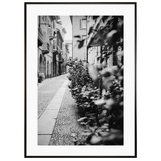 イタリア写真 ミラノの路地裏 インテリア モノクロアートポスター額装 AS1954