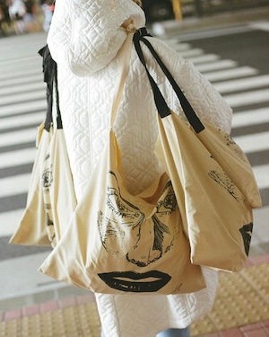 Original Nylon Face Bag　ナイロンフェイスバッグL  Beige