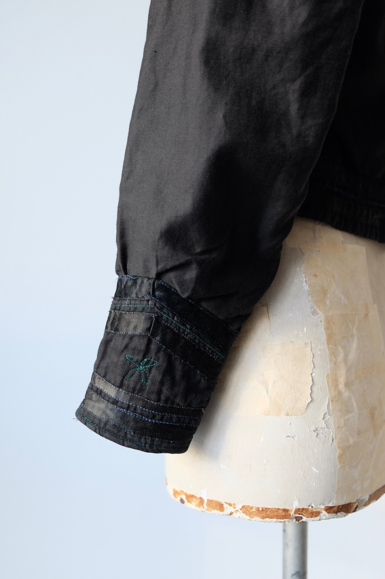 Romanian machine-stitched short jacket