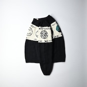 Leh / Smiley Knit Sweater