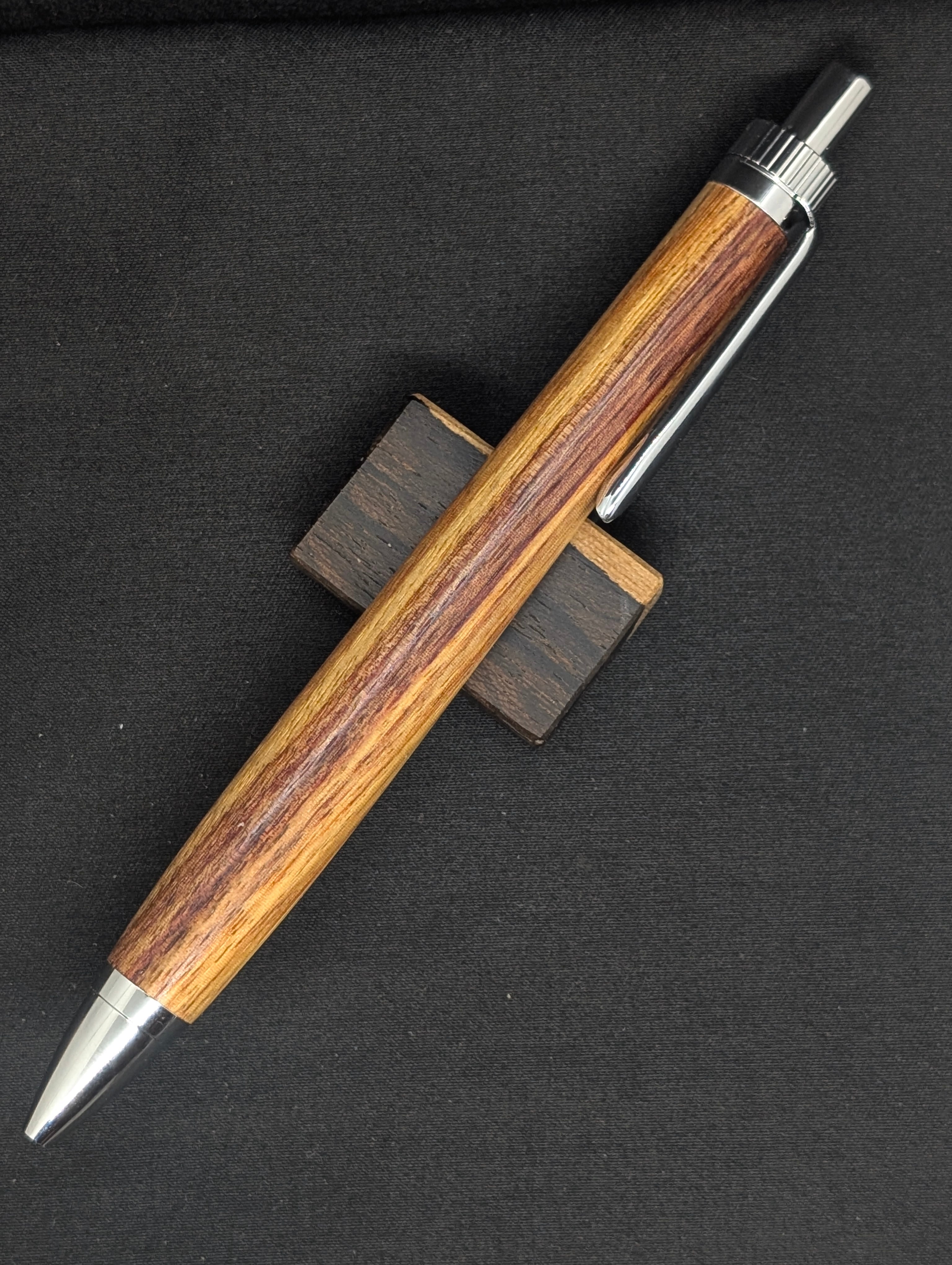 レッドカナリーKATO202BP | 工房雨魚 Wood Craft Amago