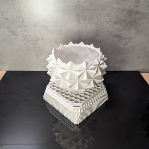 3Dプリンター鉢 "K12 錐" × CROSSSTUDS 鉢皿 セット | size-S ホワイト