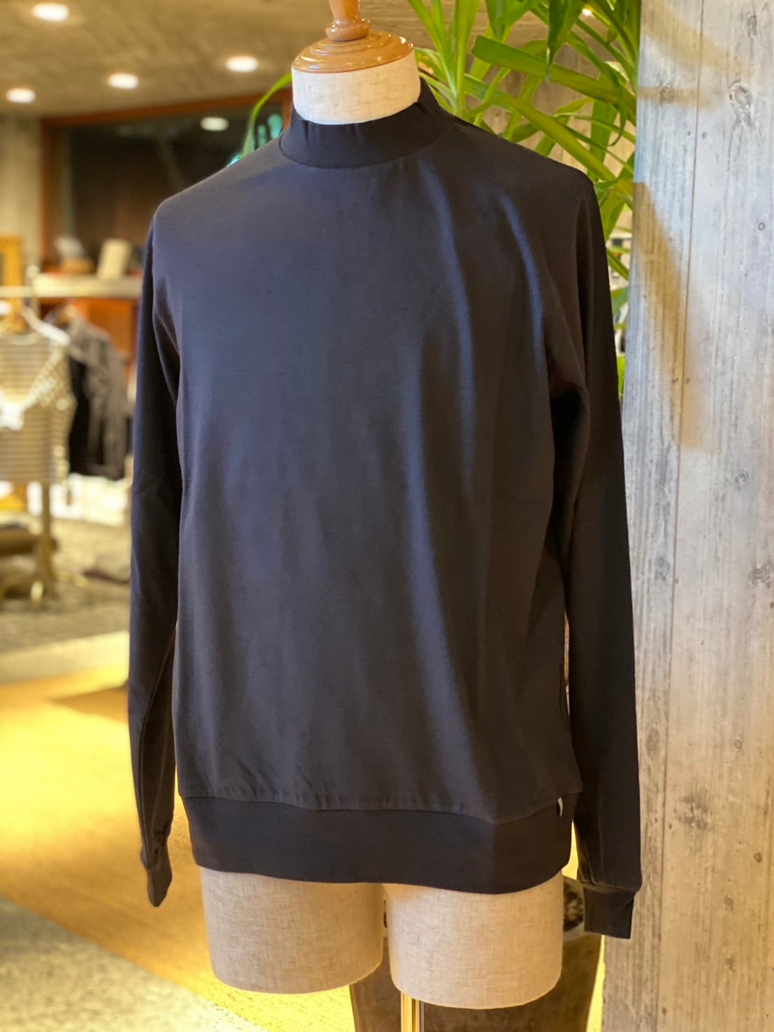 ANTICIPO / FIANO LUNGO モックネック長袖カットソー