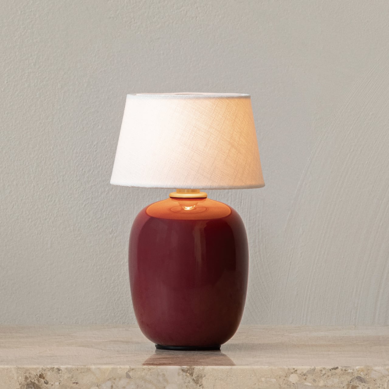 即納可】Torso Table Lamp Portable / Ruby / トルソー テーブルランプ