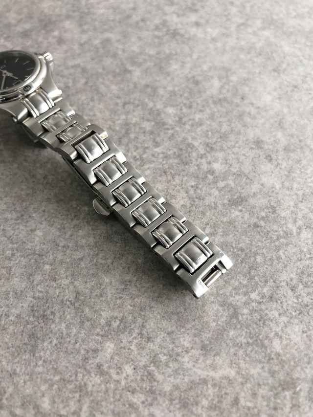 GUCCI グッチ 腕時計 シルバー ステンレススチール クウォーツ 9040L vintage ヴィンテージ オールド  d4t5bp
