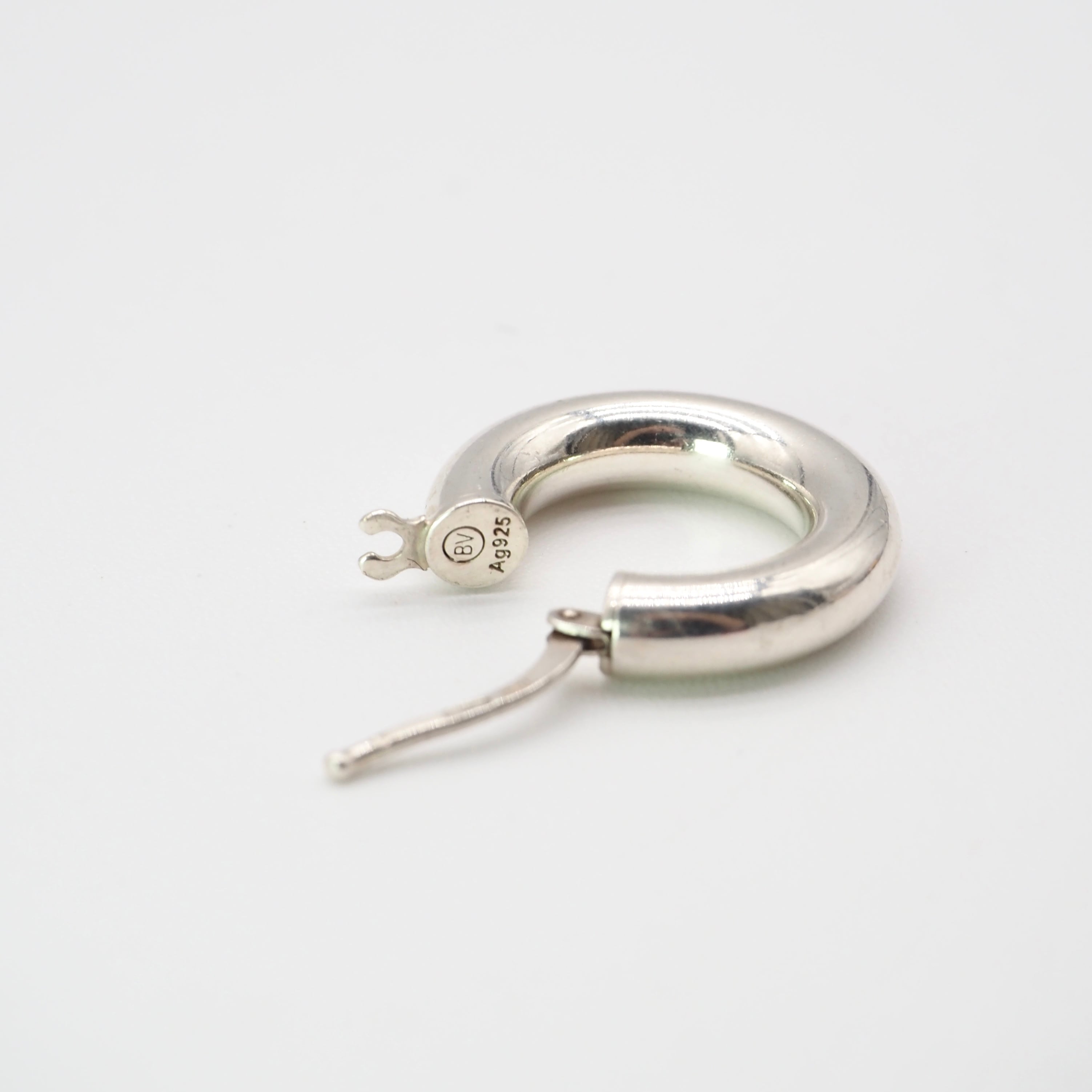 ボッテガヴェネタ　Silver フープピアス BOTTEGA VENETA フープ ピアス シルバー925 ボッテガヴェネタ | 2122TOKYO