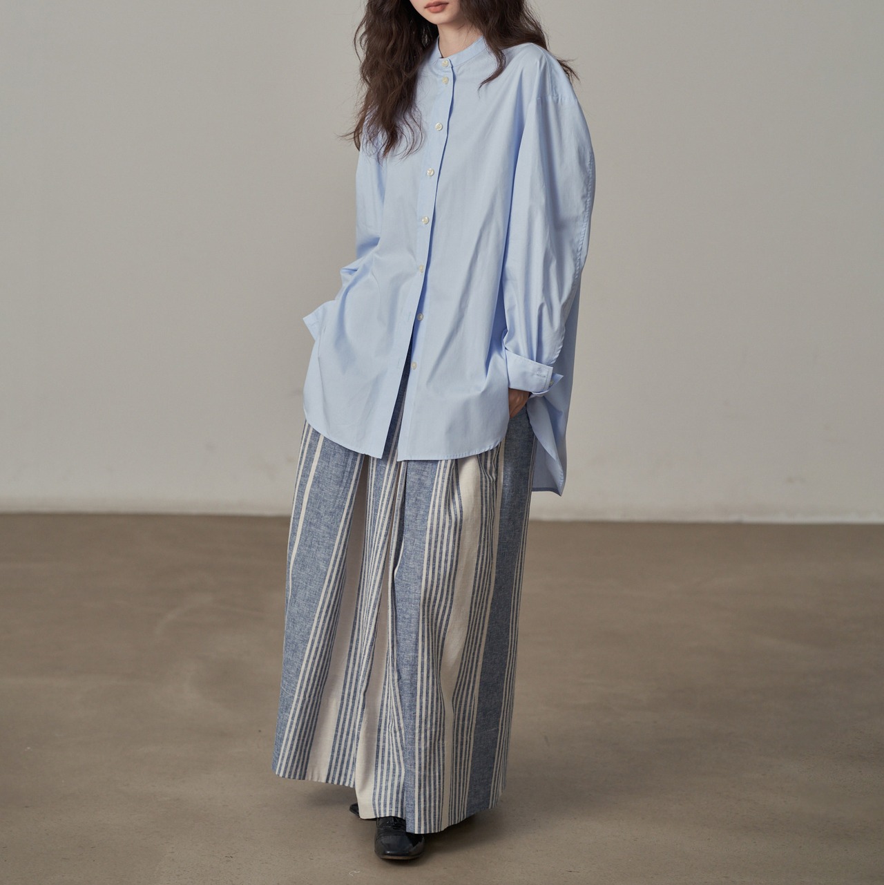 ラウンドヘムオーバーサイズシャツ H0071