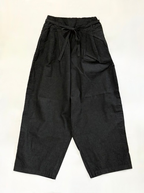 Ordinary fits・CHAMBRAY BALL PANTS・BLK　PT022