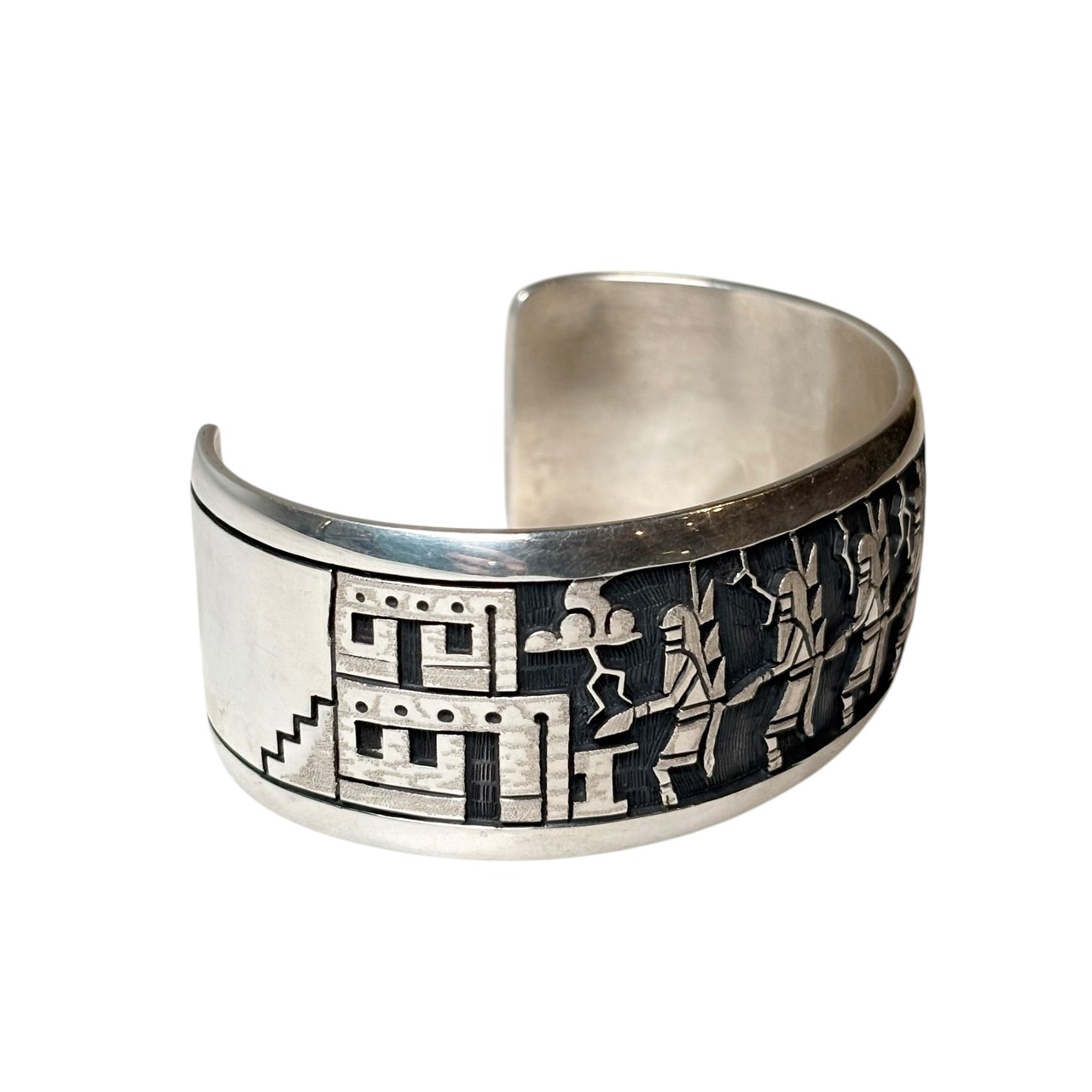 Hopi BENNETT KAGENVEMA overlay silver bangle “Kachina”