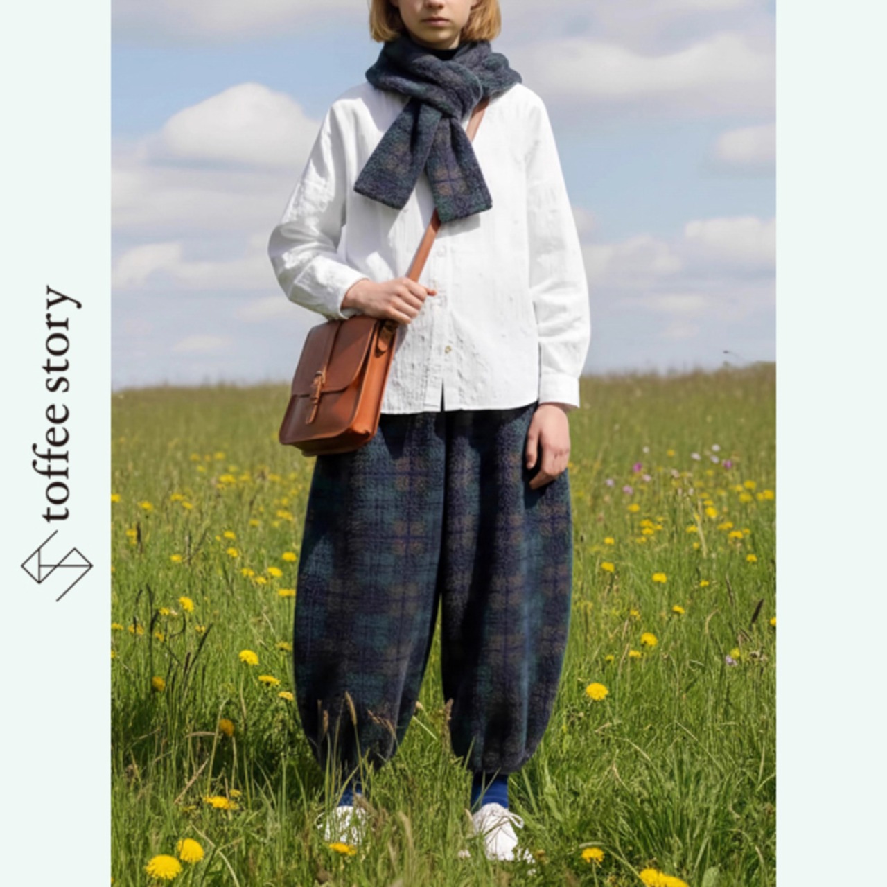 もこもこ異色配色のアート系キャロットパンツ 《i0819》